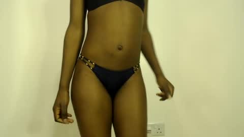 sizzly_ass online show from July 9, 2026, 2:43 pm