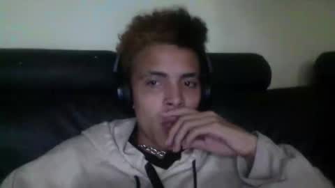 Snapshot of skady_coronado chatting on February 10, 2025, 2:52 am skady_coronado online show from February 10, 2025, 2:52 am