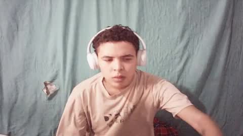 Snapshot of skady_coronado chatting on May 22, 2026, 5:40 pm skady_coronado online show from May 22, 2026, 5:40 pm