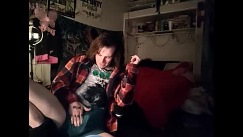 Snapshot of skankhuntrix chatting on February 21, 2026, 3:18 am SkankHUNTRx online show from February 21, 2026, 3:18 am