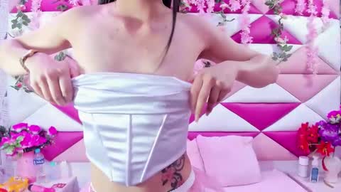Skarlet online show from March 21, 2026, 7:39 pm