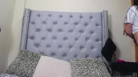 skarlett_36 online show from April 14, 2026, 2:23 pm