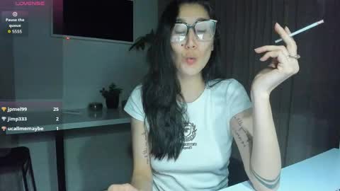 Snapshot of skarlettforeve chatting on May 10, 2026, 10:26 pm skarlett online show from May 10, 2026, 10:26 pm