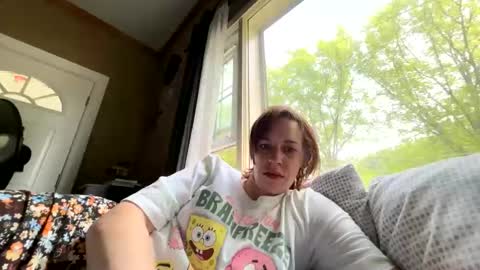 skaterbate222 online show from May 4, 2026, 9:22 pm