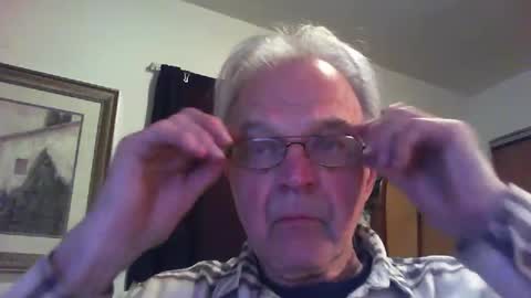 skeeeziks online show from May 4, 2026, 3:35 am
