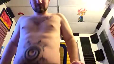 Snapshot of skimaskcouple89108 chatting on February 20, 2026, 2:52 am skimaskcouple89108 online show from February 20, 2026, 2:52 am