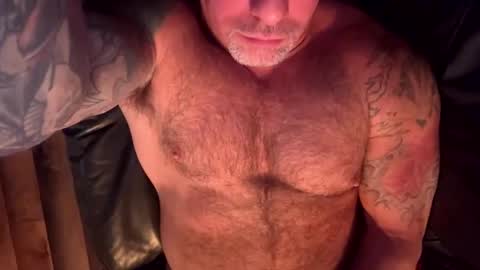 Snapshot of skimaskedbeef chatting on December 8, 2024, 5:18 am BEEF online show from December 8, 2024, 5:18 am