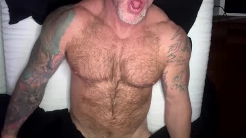 Snapshot of skimaskedbeef chatting on January 10, 2025, 9:34 am BEEF online show from January 10, 2025, 9:34 am