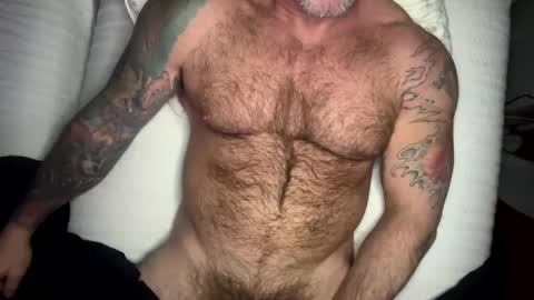 Snapshot of skimaskedbeef chatting on February 17, 2025, 9:46 am BEEF online show from February 17, 2025, 9:46 am