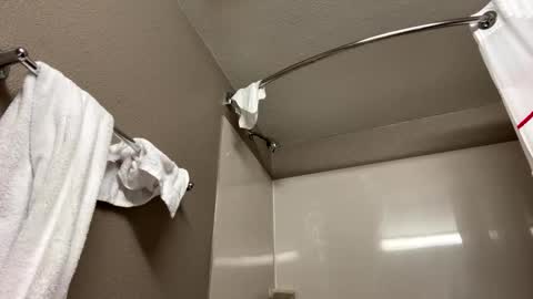 Snapshot of skimaskfuckerz chatting on October 24, 2025, 4:53 am skimaskfuckerz online show from October 24, 2025, 4:53 am