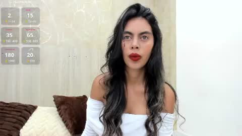 Snapshot of skinny_noa chatting on June 24, 2026, 11:20 am Noa online show from June 24, 2026, 11:20 am