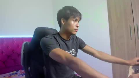 Snapshot of skinny_sam23 chatting on April 29, 2026, 3:54 am sam online show from April 29, 2026, 3:54 am