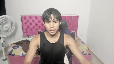 Snapshot of skinny_sam23 chatting on June 6, 2026, 6:40 am sam online show from June 6, 2026, 6:40 am