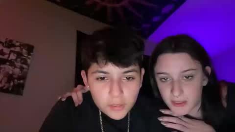 skinnyangel21 online show from November 28, 2025, 5:43 am