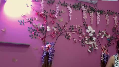 Snapshot of skinnybarbie022 chatting on January 19, 2026, 12:03 am barbi online show from January 19, 2026, 12:03 am