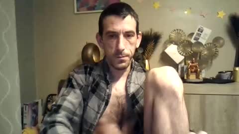 SkinnyBigCock2 online show from December 18, 2024, 3:04 am