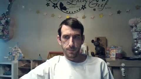 Snapshot of skinnybigcock2 chatting on February 24, 2026, 8:34 am SkinnyBigCock2 online show from February 24, 2026, 8:34 am