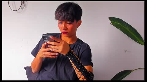 Snapshot of skinnybody_ chatting on April 9, 2026, 4:56 pm skinnybody_ online show from April 9, 2026, 4:56 pm