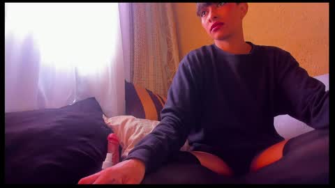 Snapshot of skinnybody_ chatting on April 10, 2026, 5:28 pm skinnybody_ online show from April 10, 2026, 5:28 pm