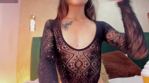 Snapshot of skinnydoll_1 chatting on January 4, 2025, 2:04 pm Mila online show from January 4, 2025, 2:04 pm