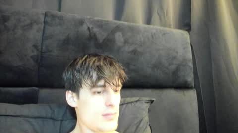 skinnyguywithbigd online show from March 9, 2025, 12:00 am