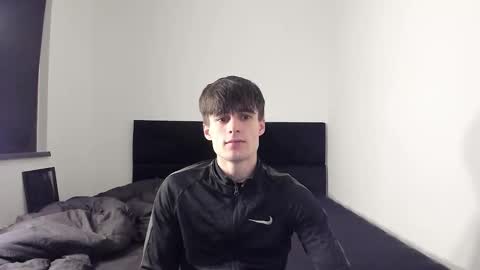 skinnyguywithbigd online show from October 19, 2025, 10:43 pm