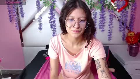 Snapshot of skinnyhorny_ chatting on January 31, 2025, 10:42 am  SKINNYHORNY   online show from January 31, 2025, 10:42 am