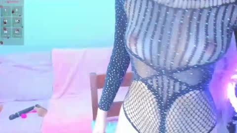 Snapshot of skinnyhorny_ chatting on September 21, 2025, 2:35 am  SKINNYHORNY   online show from September 21, 2025, 2:35 am