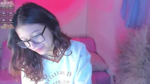 Snapshot of skinnyhorny_ chatting on October 30, 2025, 7:10 am SKINNYHORNY online show from October 30, 2025, 7:10 am