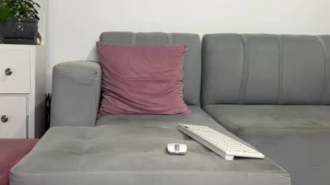 Snapshot of skinnylatin69 chatting on January 14, 2025, 5:08 am skinnylatin69 online show from January 14, 2025, 5:08 am