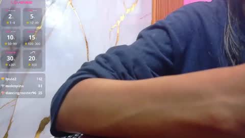 Snapshot of skinnyneighbour_ chatting on June 25, 2026, 2:55 am Karla online show from June 25, 2026, 2:55 am