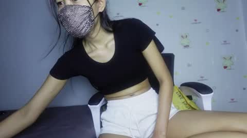 skinnythai4u online show from June 12, 2026, 12:15 pm