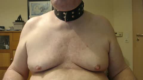 Snapshot of sklave_ol chatting on December 21, 2024, 5:58 am sklave_ol online show from December 21, 2024, 5:58 am