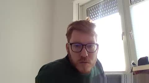 sklave_s online show from February 17, 2025, 9:24 am