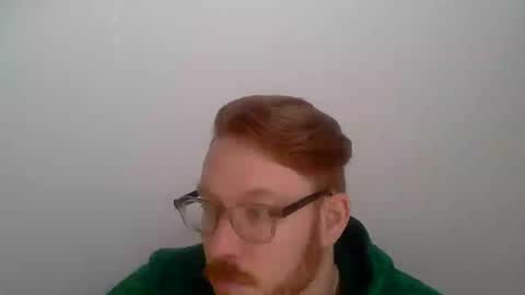 sklave_s online show from April 24, 2026, 4:31 pm