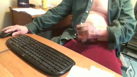 skn1960e online show from December 10, 2024, 2:50 pm