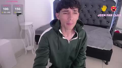 Skorpyon Musclee online show from December 31, 2024, 8:26 am