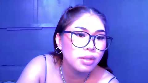 Snapshot of sky_fox_sweetxx chatting on October 1, 2025, 10:32 am    online show from October 1, 2025, 10:32 am