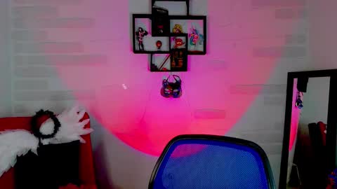  Mile     online show from November 6, 2025, 9:05 pm