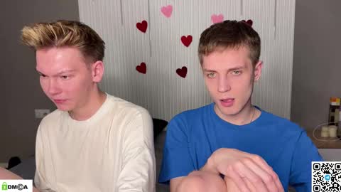 Snapshot of sky_hunter chatting on February 18, 2026, 6:04 pm sky_hunter online show from February 18, 2026, 6:04 pm