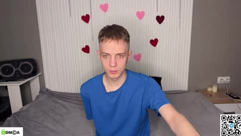 Snapshot of sky_hunter chatting on March 20, 2026, 5:29 pm sky_hunter online show from March 20, 2026, 5:29 pm