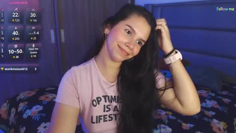 Snapshot of sky_lover_ chatting on December 9, 2024, 5:52 pm Sky  online show from December 9, 2024, 5:52 pm