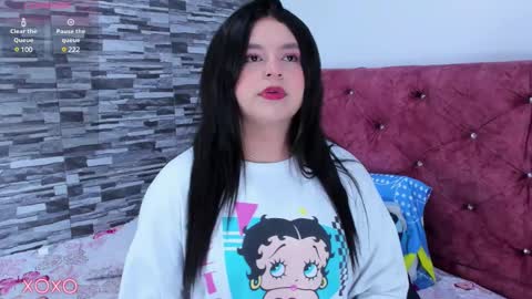 Snapshot of skyhotgirl chatting on February 18, 2025, 7:09 pm Sky online show from February 18, 2025, 7:09 pm