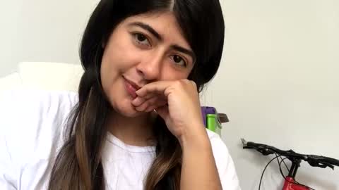 Snapshot of skyler1195 chatting on February 9, 2026, 5:06 pm Skyler online show from February 9, 2026, 5:06 pm