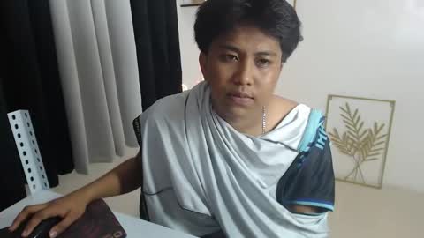 Snapshot of skyler_twinkx chatting on April 7, 2026, 8:59 am Skyler online show from April 7, 2026, 8:59 am