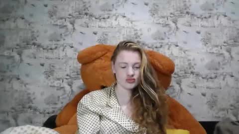 Skyler online show from October 29, 2025, 5:04 pm