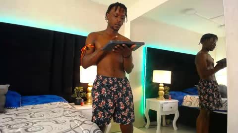 SKYLERBIGXXX online show from April 14, 2026, 4:18 am