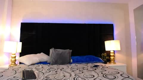 SKYLERBIGXXX online show from May 6, 2026, 4:19 am