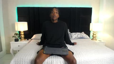 SKYLERBIGXXX online show from May 29, 2026, 4:32 am