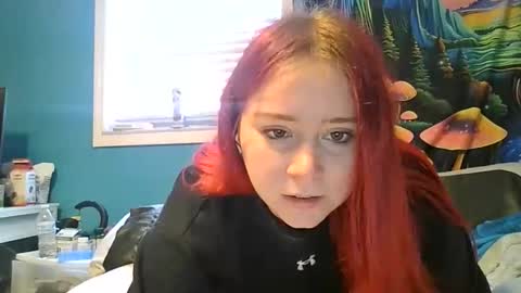 Snapshot of skylerrayy chatting on October 17, 2025, 4:20 pm skylerrayy online show from October 17, 2025, 4:20 pm
